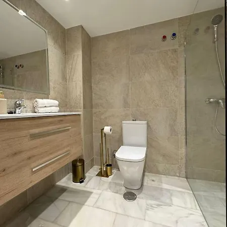 Palm House Apartment *